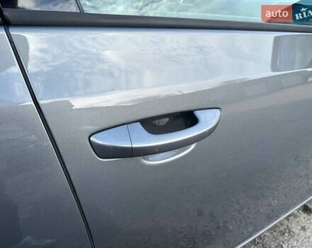 Серый Фольксваген Гольф, объемом двигателя 1.39 л и пробегом 248 тыс. км за 8200 $, фото 5 на Automoto.ua