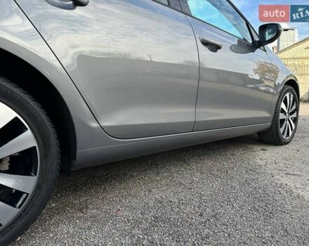 Серый Фольксваген Гольф, объемом двигателя 1.39 л и пробегом 248 тыс. км за 8200 $, фото 9 на Automoto.ua