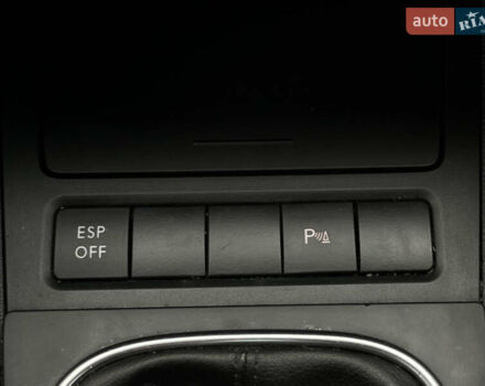 Серый Фольксваген Гольф, объемом двигателя 2 л и пробегом 257 тыс. км за 8350 $, фото 93 на Automoto.ua