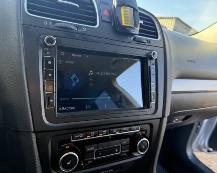 Серый Фольксваген Гольф, объемом двигателя 1.6 л и пробегом 240 тыс. км за 7000 $, фото 7 на Automoto.ua