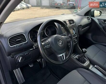 Серый Фольксваген Гольф, объемом двигателя 1.39 л и пробегом 248 тыс. км за 8200 $, фото 35 на Automoto.ua