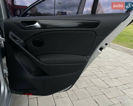 Серый Фольксваген Гольф, объемом двигателя 2 л и пробегом 257 тыс. км за 8350 $, фото 78 на Automoto.ua