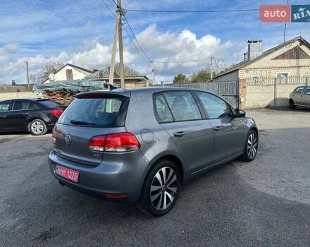 Серый Фольксваген Гольф, объемом двигателя 1.39 л и пробегом 248 тыс. км за 8200 $, фото 10 на Automoto.ua