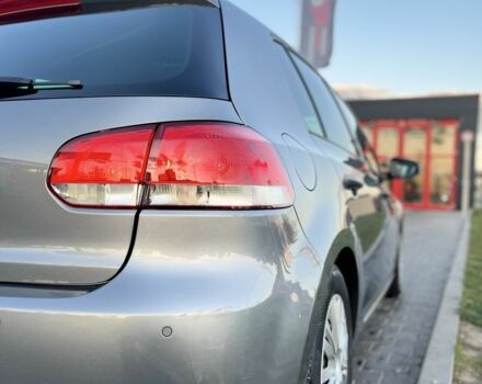 Серый Фольксваген Гольф, объемом двигателя 1.4 л и пробегом 250 тыс. км за 8200 $, фото 3 на Automoto.ua