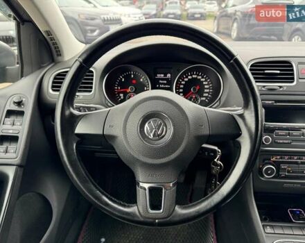 Сірий Фольксваген Гольф, об'ємом двигуна 1.6 л та пробігом 250 тис. км за 8690 $, фото 23 на Automoto.ua