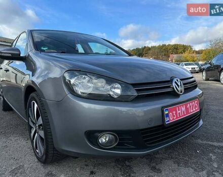 Серый Фольксваген Гольф, объемом двигателя 1.39 л и пробегом 248 тыс. км за 8200 $, фото 1 на Automoto.ua