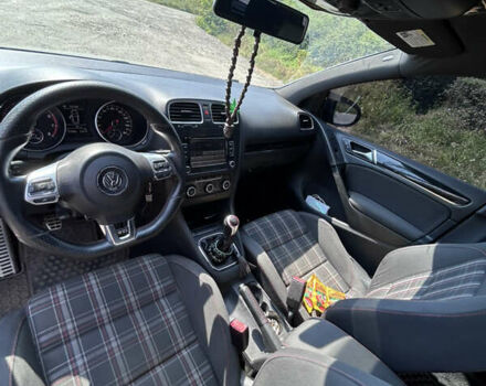 Фольксваген Гольф 2011 в Хмельницком на Automoto.ua Серый Фольксваген Гольф, объемом двигателя 1.98 л и пробегом 180 тыс. км за 9999 $, фото 2 на Automoto.ua