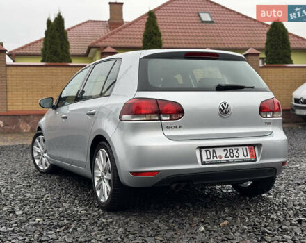 Серый Фольксваген Гольф, объемом двигателя 1.39 л и пробегом 180 тыс. км за 9880 $, фото 14 на Automoto.ua