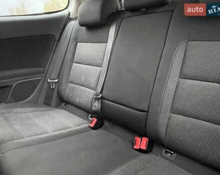 Серый Фольксваген Гольф, объемом двигателя 1.39 л и пробегом 286 тыс. км за 7777 $, фото 10 на Automoto.ua