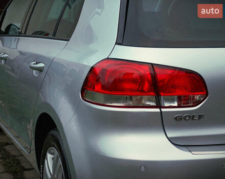 Серый Фольксваген Гольф, объемом двигателя 1.2 л и пробегом 235 тыс. км за 9200 $, фото 13 на Automoto.ua