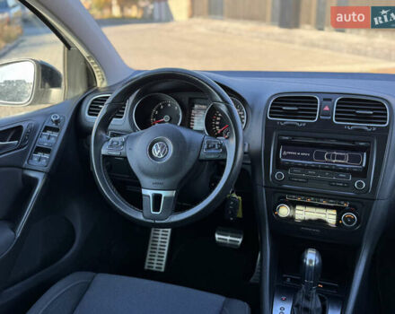 Серый Фольксваген Гольф, объемом двигателя 1.39 л и пробегом 200 тыс. км за 9200 $, фото 32 на Automoto.ua