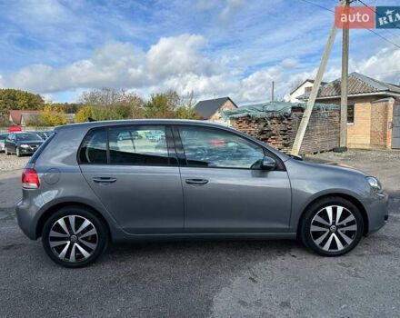 Серый Фольксваген Гольф, объемом двигателя 1.39 л и пробегом 248 тыс. км за 8200 $, фото 2 на Automoto.ua