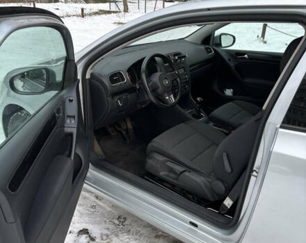 Серый Фольксваген Гольф, объемом двигателя 1.39 л и пробегом 185 тыс. км за 6400 $, фото 11 на Automoto.ua