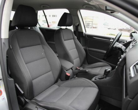 Серый Фольксваген Гольф, объемом двигателя 1.4 л и пробегом 126 тыс. км за 9000 $, фото 9 на Automoto.ua