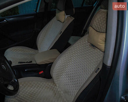 Серый Фольксваген Гольф, объемом двигателя 1.2 л и пробегом 235 тыс. км за 9200 $, фото 36 на Automoto.ua