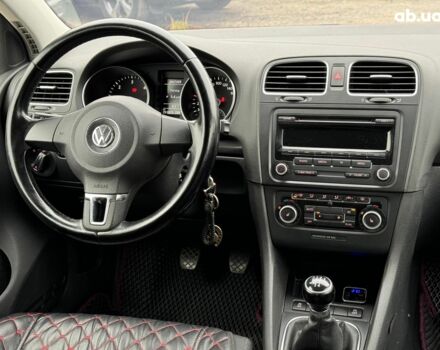 Сірий Фольксваген Гольф, об'ємом двигуна 1.6 л та пробігом 250 тис. км за 8690 $, фото 23 на Automoto.ua