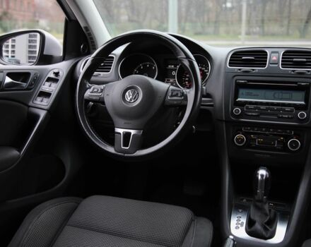 Серый Фольксваген Гольф, объемом двигателя 1.4 л и пробегом 126 тыс. км за 9000 $, фото 10 на Automoto.ua