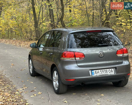 Серый Фольксваген Гольф, объемом двигателя 1.6 л и пробегом 284 тыс. км за 7750 $, фото 4 на Automoto.ua