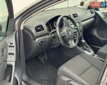 Серый Фольксваген Гольф, объемом двигателя 1.39 л и пробегом 205 тыс. км за 8600 $, фото 42 на Automoto.ua