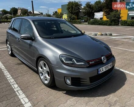 Серый Фольксваген Гольф, объемом двигателя 1.39 л и пробегом 271 тыс. км за 9500 $, фото 3 на Automoto.ua