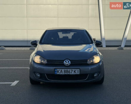 Сірий Фольксваген Гольф, об'ємом двигуна 2 л та пробігом 172 тис. км за 8990 $, фото 1 на Automoto.ua