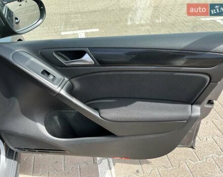 Серый Фольксваген Гольф, объемом двигателя 1.39 л и пробегом 271 тыс. км за 9500 $, фото 22 на Automoto.ua