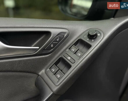 Сірий Фольксваген Гольф, об'ємом двигуна 2 л та пробігом 172 тис. км за 8990 $, фото 9 на Automoto.ua