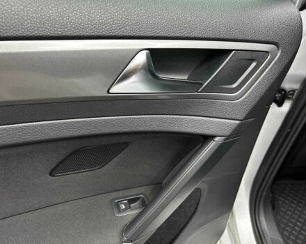 Сірий Фольксваген Гольф, об'ємом двигуна 1.6 л та пробігом 196 тис. км за 8900 $, фото 11 на Automoto.ua