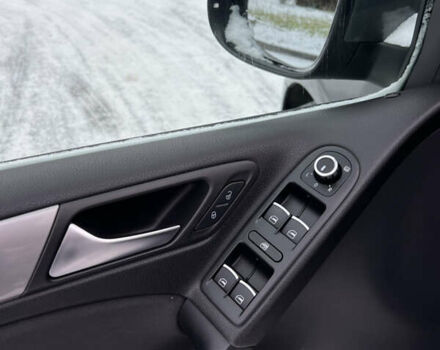 Серый Фольксваген Гольф, объемом двигателя 1.6 л и пробегом 280 тыс. км за 8900 $, фото 15 на Automoto.ua