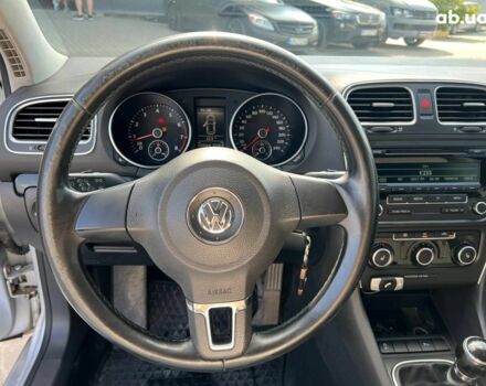 Серый Фольксваген Гольф, объемом двигателя 1.2 л и пробегом 237 тыс. км за 7190 $, фото 19 на Automoto.ua