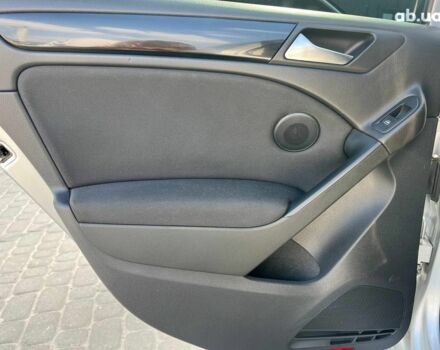 Серый Фольксваген Гольф, объемом двигателя 1.2 л и пробегом 237 тыс. км за 7190 $, фото 28 на Automoto.ua