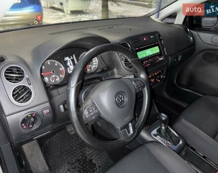 Серый Фольксваген Гольф, объемом двигателя 1.6 л и пробегом 160 тыс. км за 9500 $, фото 19 на Automoto.ua