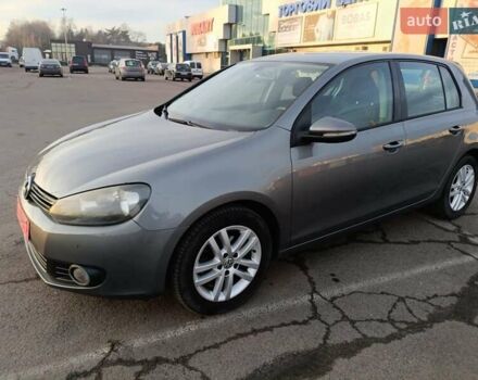 Серый Фольксваген Гольф, объемом двигателя 1.6 л и пробегом 215 тыс. км за 9999 $, фото 1 на Automoto.ua