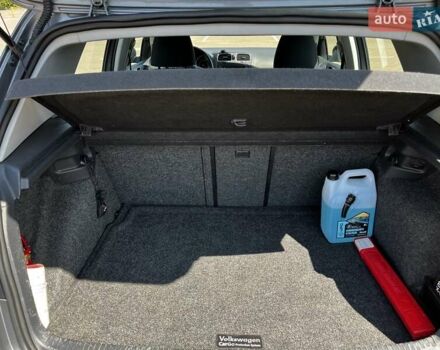 Серый Фольксваген Гольф, объемом двигателя 1.39 л и пробегом 271 тыс. км за 9500 $, фото 31 на Automoto.ua