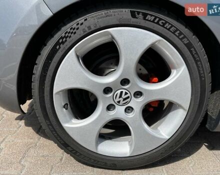 Серый Фольксваген Гольф, объемом двигателя 1.39 л и пробегом 271 тыс. км за 9500 $, фото 13 на Automoto.ua