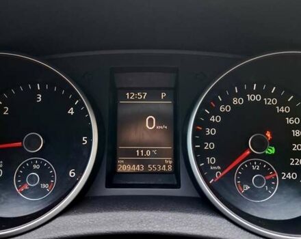 Серый Фольксваген Гольф, объемом двигателя 1.6 л и пробегом 209 тыс. км за 8000 $, фото 4 на Automoto.ua