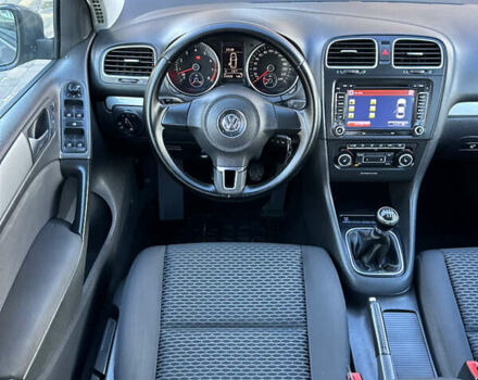 Сірий Фольксваген Гольф, об'ємом двигуна 1.39 л та пробігом 212 тис. км за 5499 $, фото 103 на Automoto.ua