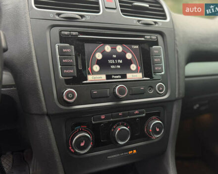 Серый Фольксваген Гольф, объемом двигателя 2 л и пробегом 172 тыс. км за 8990 $, фото 15 на Automoto.ua