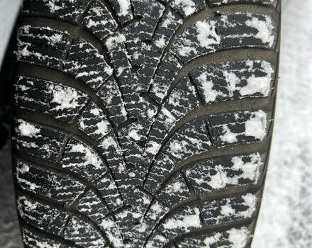 Серый Фольксваген Гольф, объемом двигателя 1.6 л и пробегом 280 тыс. км за 8900 $, фото 22 на Automoto.ua