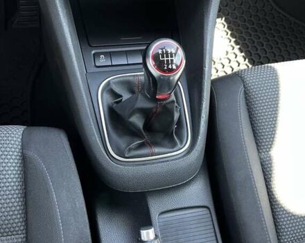 Серый Фольксваген Гольф, объемом двигателя 1.39 л и пробегом 271 тыс. км за 9500 $, фото 17 на Automoto.ua