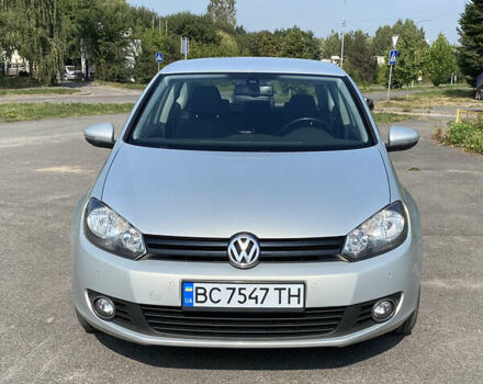 Серый Фольксваген Гольф, объемом двигателя 1.6 л и пробегом 137 тыс. км за 9999 $, фото 1 на Automoto.ua