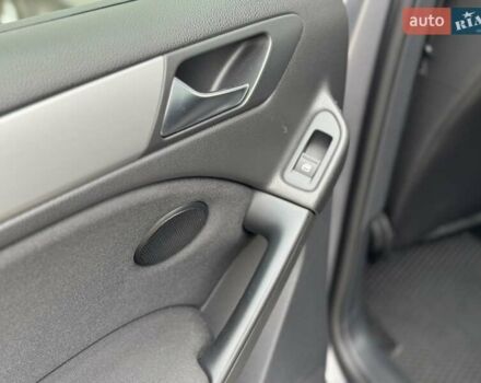 Серый Фольксваген Гольф, объемом двигателя 1.39 л и пробегом 205 тыс. км за 8600 $, фото 50 на Automoto.ua