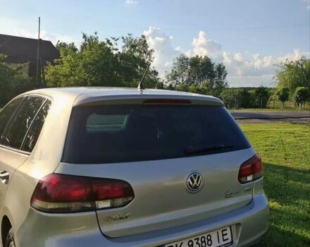 Серый Фольксваген Гольф, объемом двигателя 1.6 л и пробегом 209 тыс. км за 8000 $, фото 13 на Automoto.ua