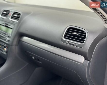 Серый Фольксваген Гольф, объемом двигателя 1.39 л и пробегом 205 тыс. км за 8600 $, фото 46 на Automoto.ua