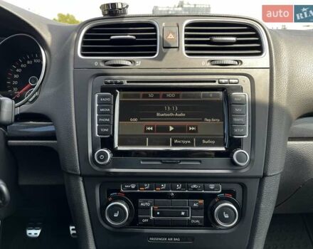 Серый Фольксваген Гольф, объемом двигателя 1.39 л и пробегом 271 тыс. км за 9500 $, фото 16 на Automoto.ua