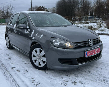 Серый Фольксваген Гольф, объемом двигателя 1.6 л и пробегом 280 тыс. км за 8900 $, фото 2 на Automoto.ua