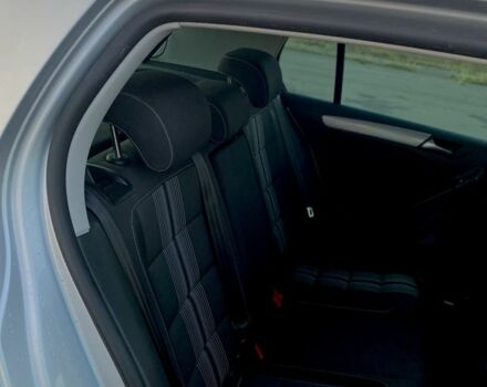 Серый Фольксваген Гольф, объемом двигателя 1.6 л и пробегом 286 тыс. км за 8500 $, фото 6 на Automoto.ua