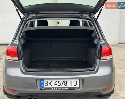 Серый Фольксваген Гольф, объемом двигателя 1.39 л и пробегом 205 тыс. км за 8600 $, фото 62 на Automoto.ua
