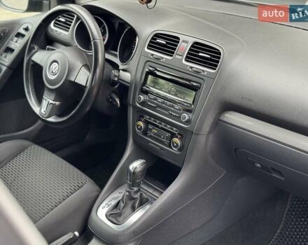 Серый Фольксваген Гольф, объемом двигателя 1.39 л и пробегом 205 тыс. км за 8600 $, фото 38 на Automoto.ua