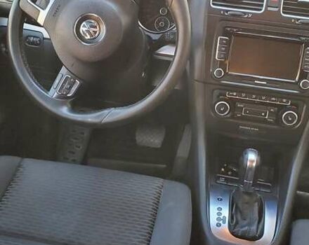 Серый Фольксваген Гольф, объемом двигателя 1.6 л и пробегом 276 тыс. км за 9200 $, фото 2 на Automoto.ua